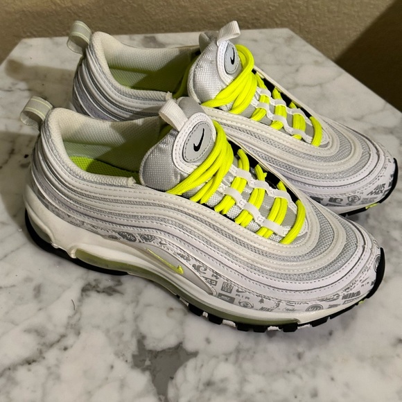 Nike Air Max 97 big kids size 5y White/black/pure platinum/volt - Picture 2 of 4
